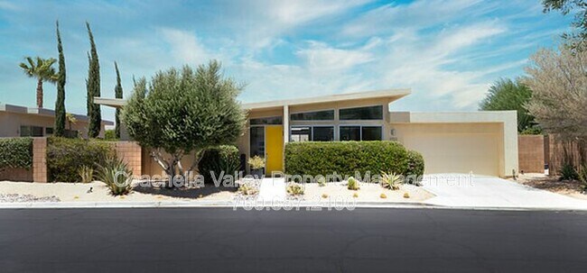 Building Photo - 2722 Alexander Club Dr