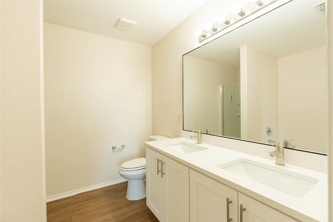 Building Photo - 14108 Silkwood Dr