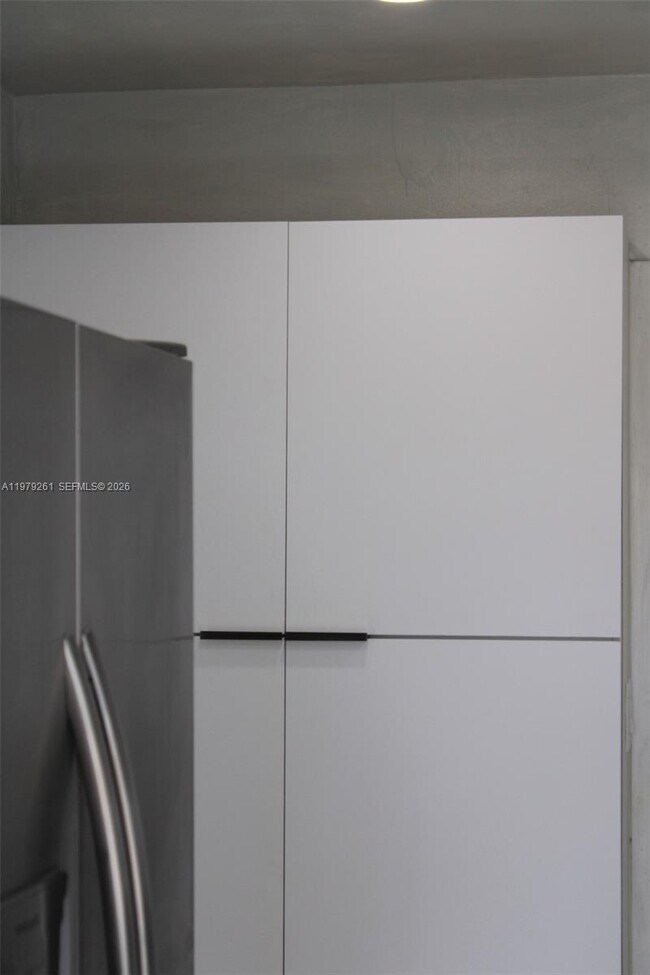 Building Photo - 3040 SW 69th Ave