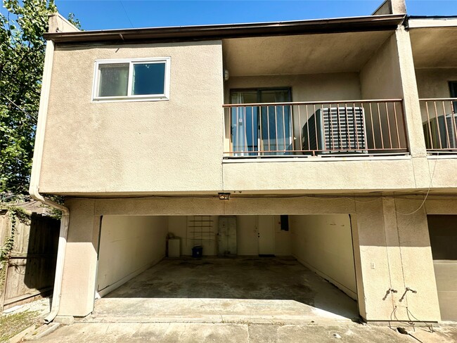 Building Photo - 2607 Rice Boulevard