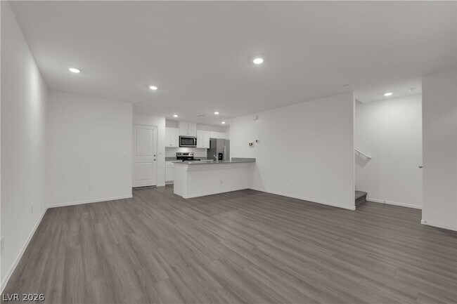 Building Photo - 6917 Stafford Hl St