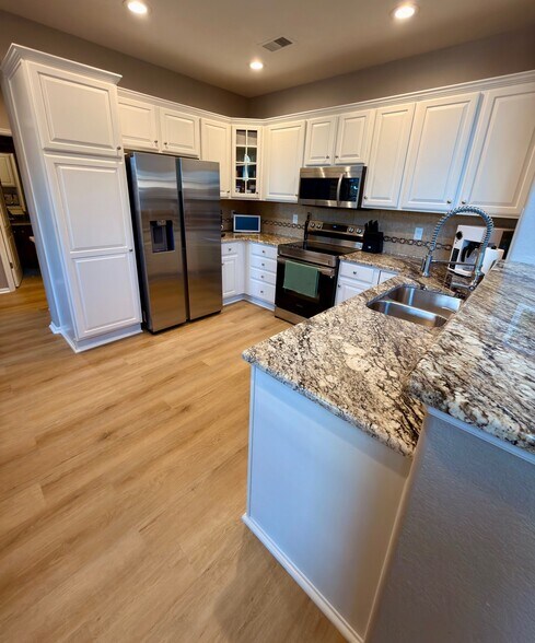 Building Photo - 3291 Cascina Cir