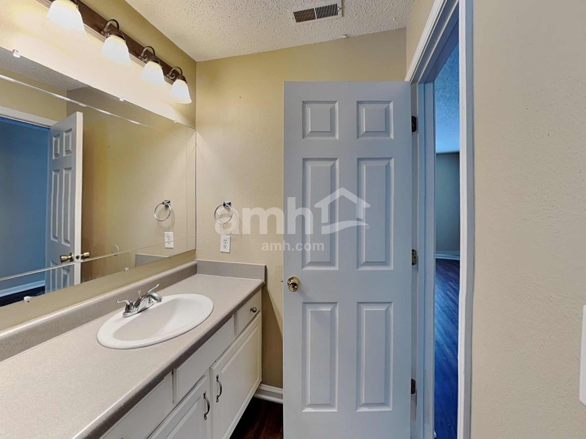 Building Photo - 9892 Cedarstone Ln