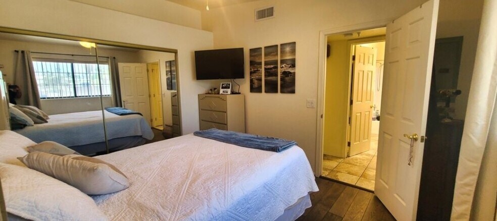 Bedroom - 2095 Mesquite Ave
