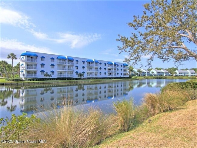 Building Photo - 6136 S River Run Dr