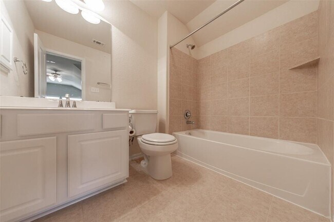 Building Photo - 314 Trillium Dr