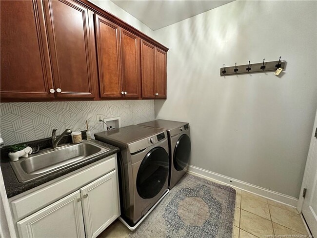 Building Photo - 138 Valley Pines Cir