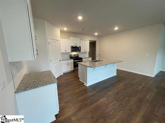 Building Photo - 933 Greyford Ln