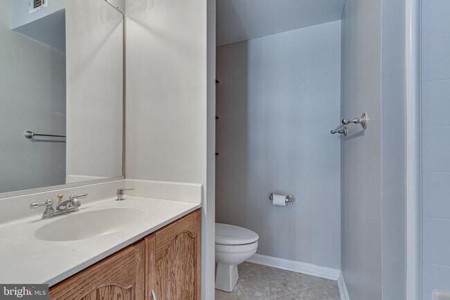 Building Photo - 6015 Curtier Dr
