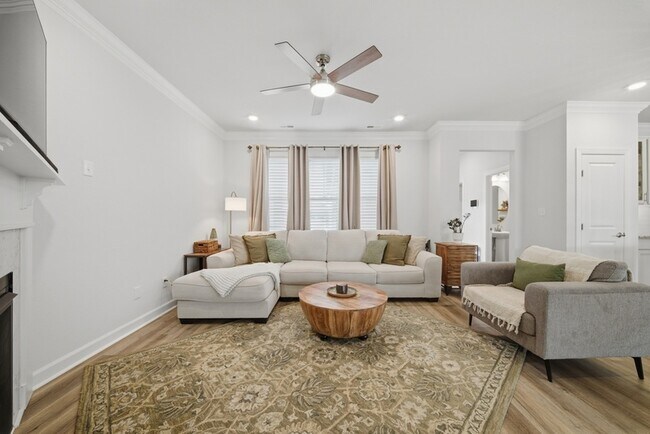 Building Photo - 2238 Sanibel Ln