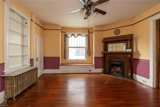 Building Photo - Port Norfolk