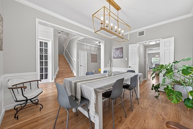 Building Photo - 3329 Oak Dale Way