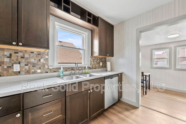 Building Photo - 3012 O Neil Ave