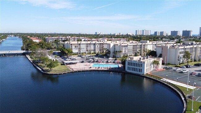 Building Photo - 851 Three Islands Boulevard