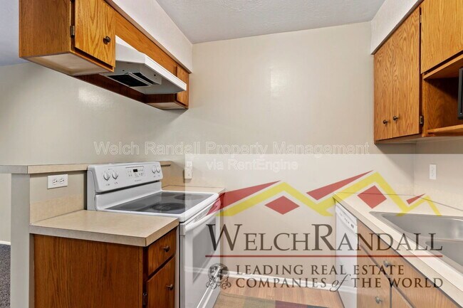 Building Photo - 1175 Canyon Rd