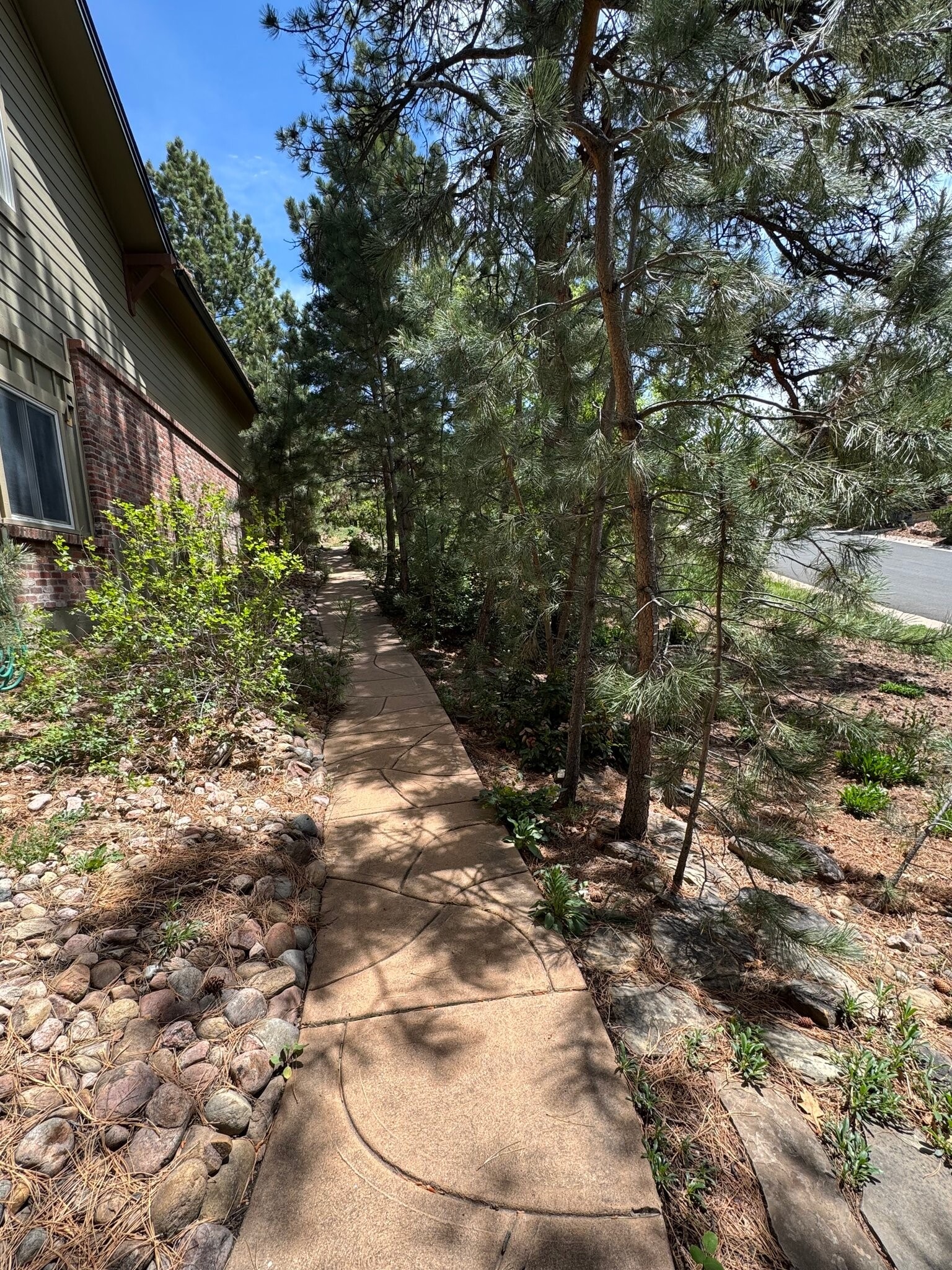 Building Photo - 1012 Pinefield Ln