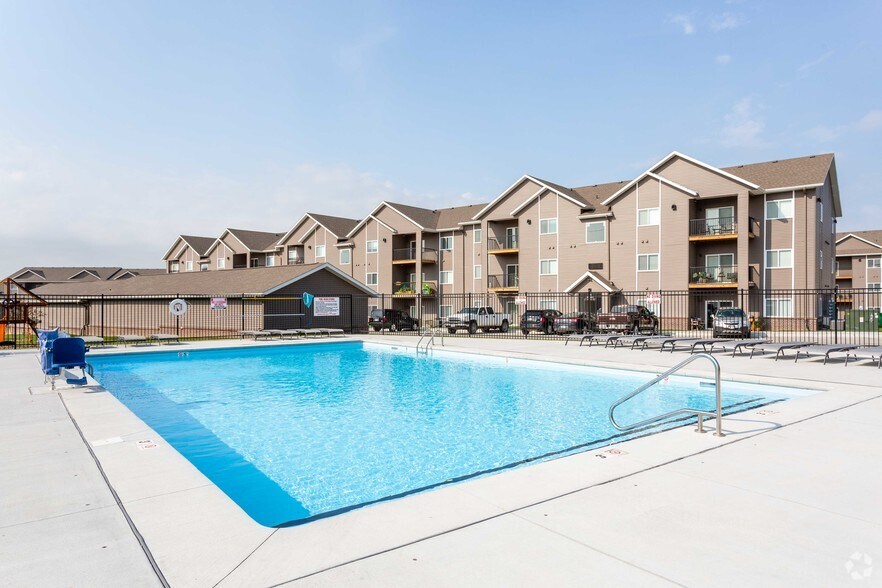 Antler View Apartments 3132 N 186 Plz Elkhorn NE 68022 Apartment Finder