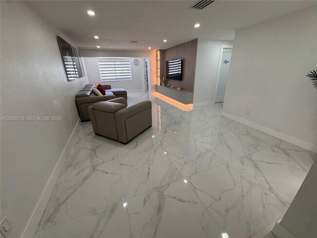 Building Photo - 10412 SW 173rd St