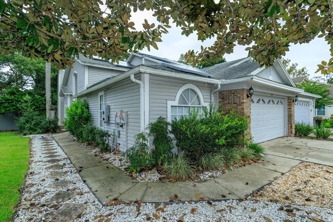 Building Photo - ? Charming Longwood Townhome with Modern Updates & Solar Power