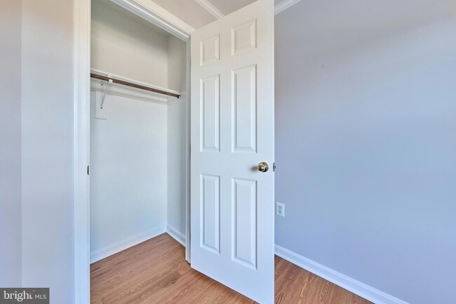 Building Photo - 685 Springhouse Square SE