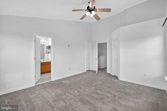 Building Photo - 5015 Leasdale Rd