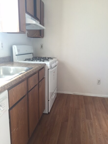 Building Photo - 116 Sandstone Ct