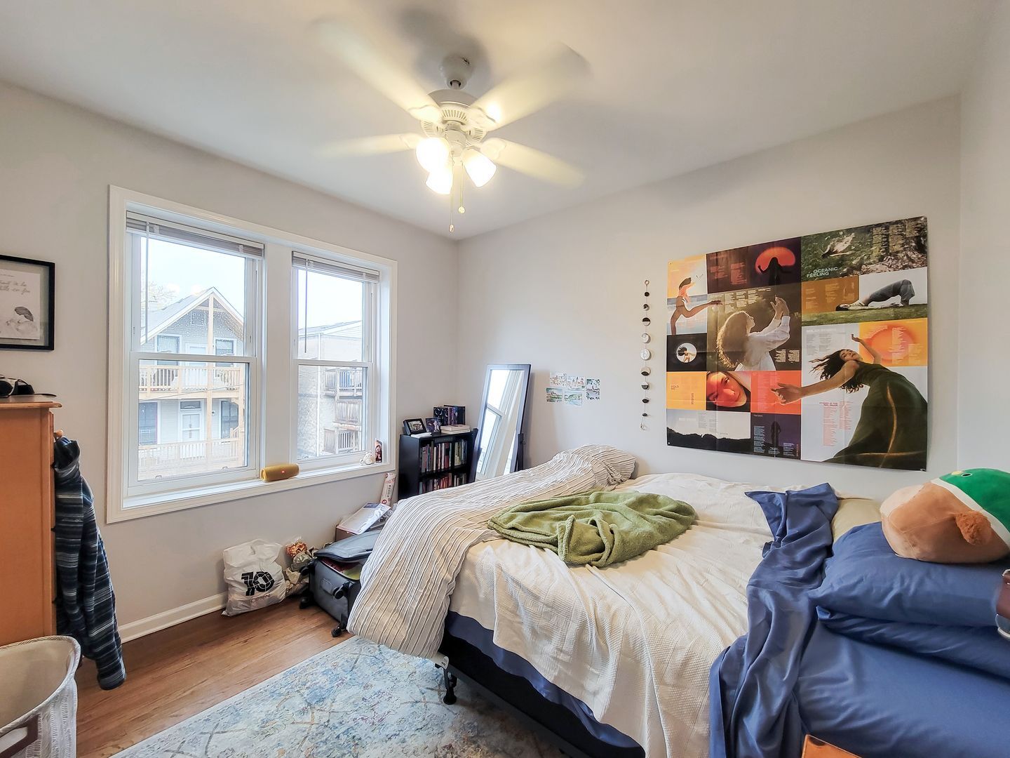 Building Photo - 3706 N Sheffield Ave