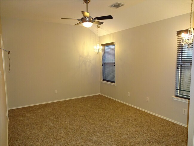 Building Photo - 12722 Kiev Hills Ln