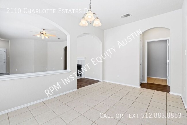 Building Photo - 2110 Charlotte Estates Dr