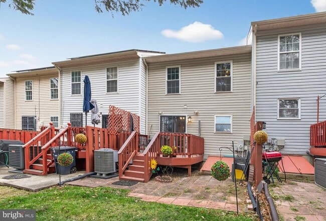 Building Photo - 8813 Ritchboro Rd