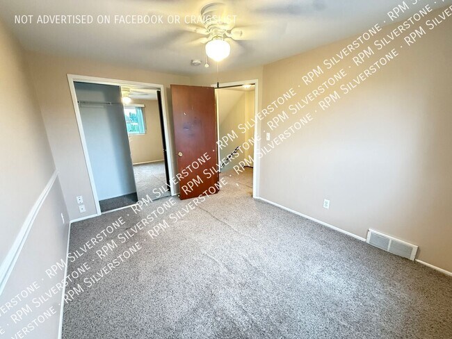 Building Photo - 5441 Patricia Ave
