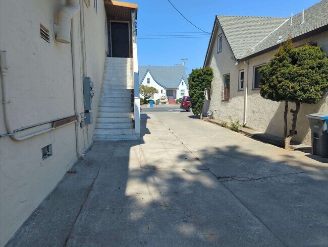 Primary Photo - 1307 Tennessee St