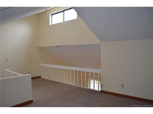 Building Photo - 23 Amato Dr