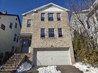 Building Photo - 197 N 11th St