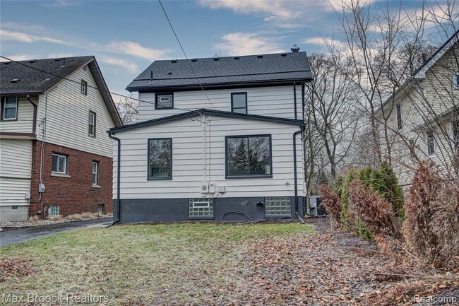 Building Photo - 409 Baldwin Ave