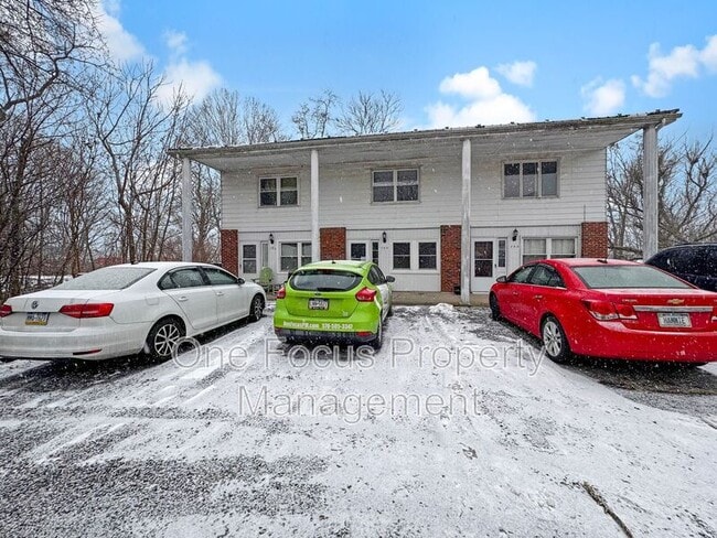 Building Photo - 756 Naylor Ave