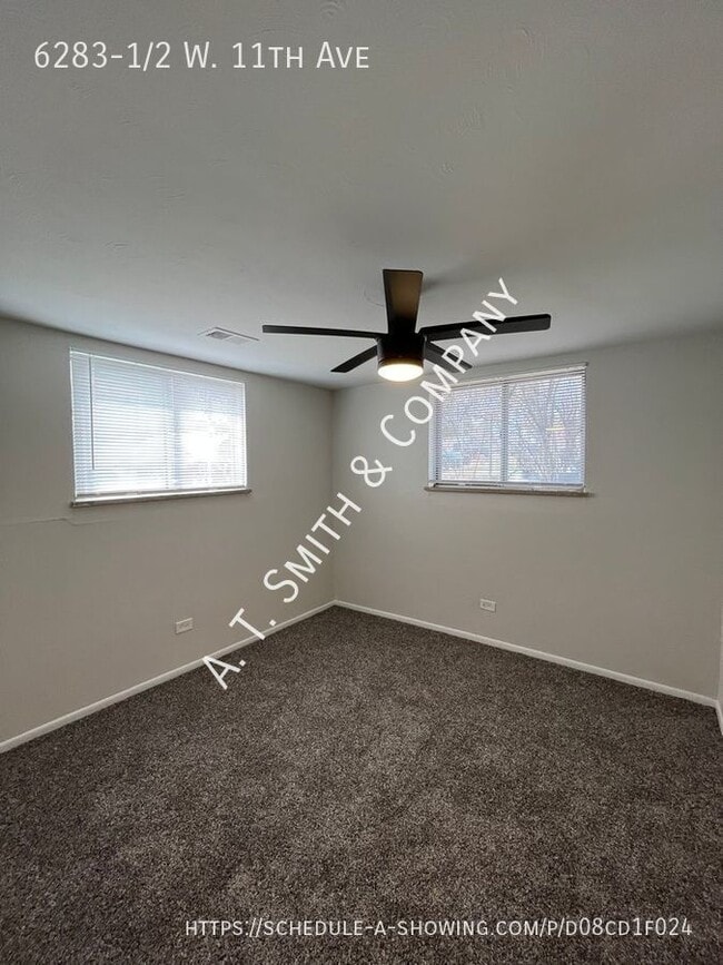Building Photo - Remodeled Lakewood 2 Bedroom with Washer/D...