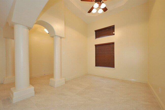 Building Photo - 8801 Snow Falls Dr