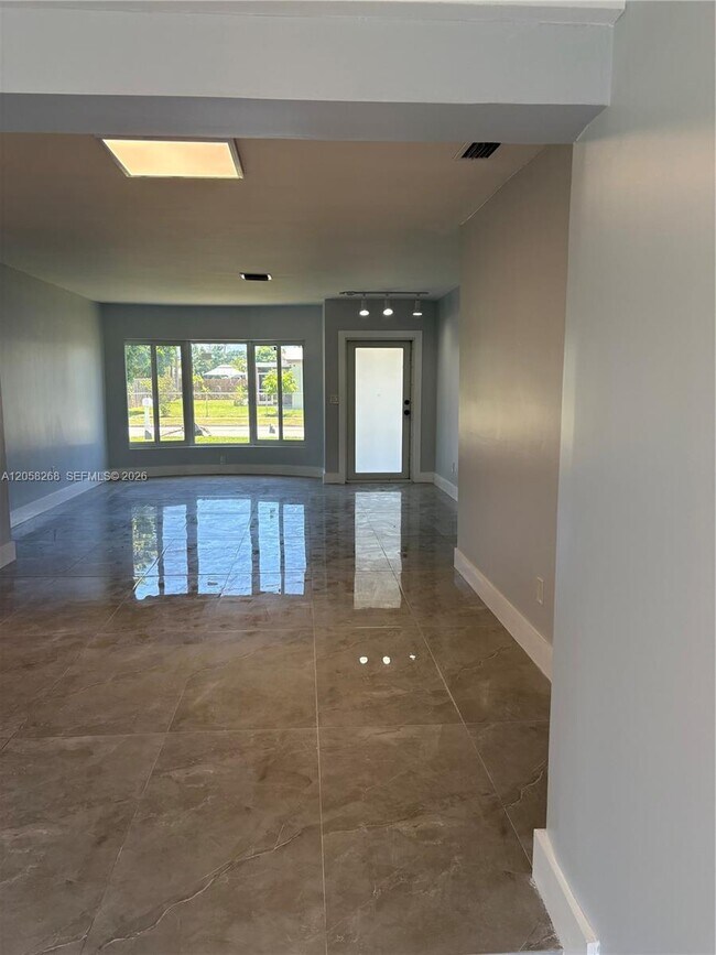 Building Photo - 2227 NW 65th Ave