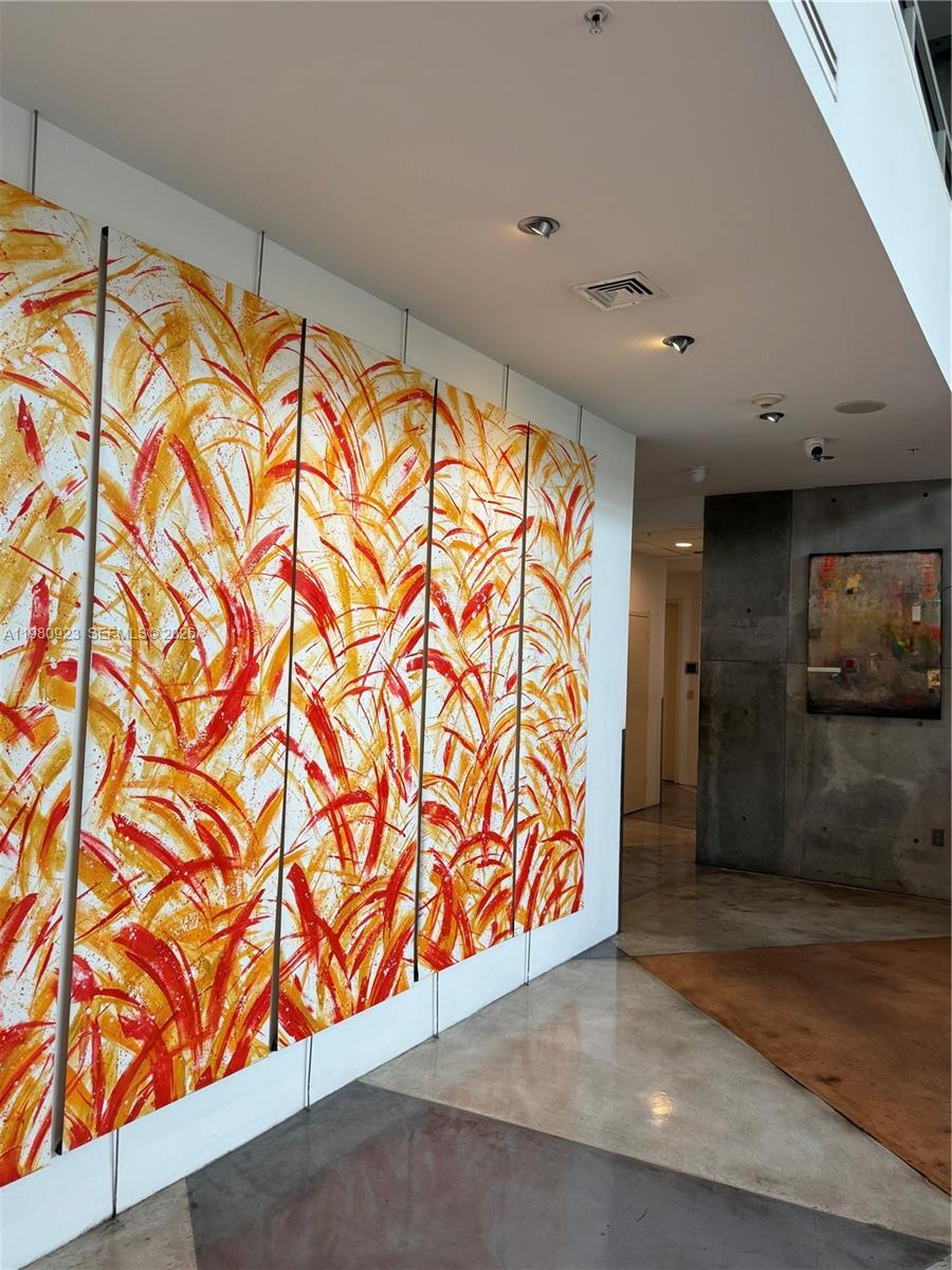 Building Photo - 234 NE 3rd St