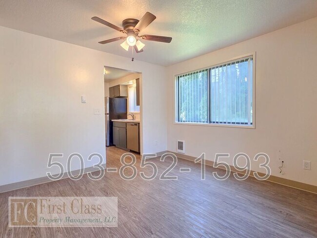 Building Photo - 2326 21st Pl