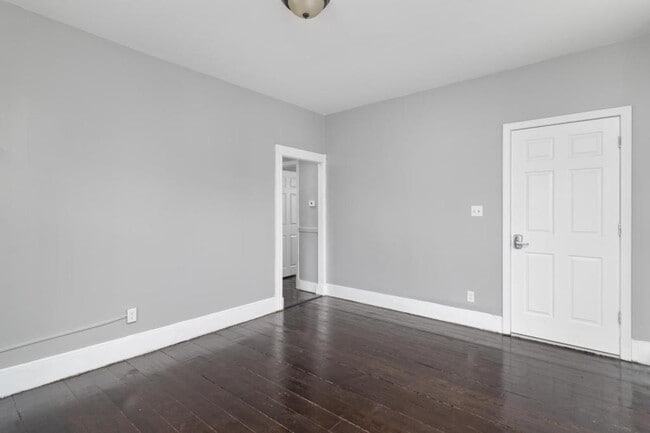 Building Photo - 748-750 Atwells Avenue