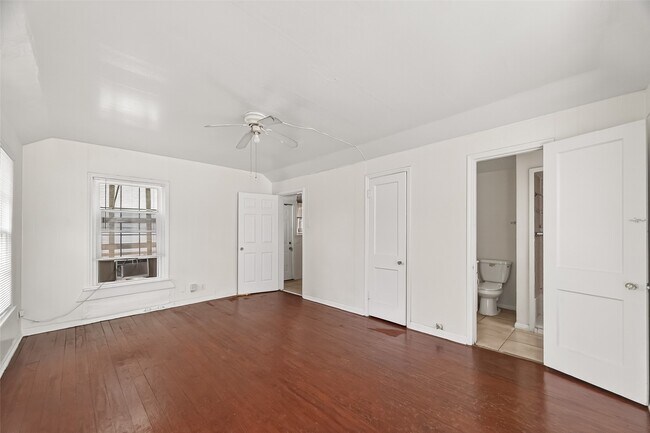 Building Photo - 4212 Woodhead St