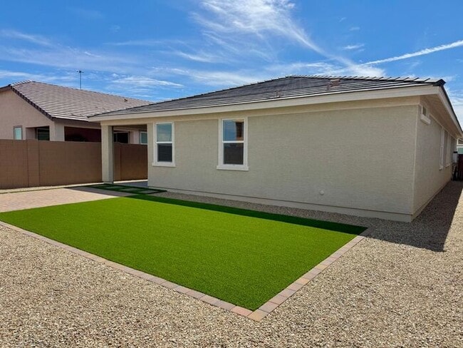 Building Photo - NEW 5 Bedroom 3 Bathroom Home Available fo...