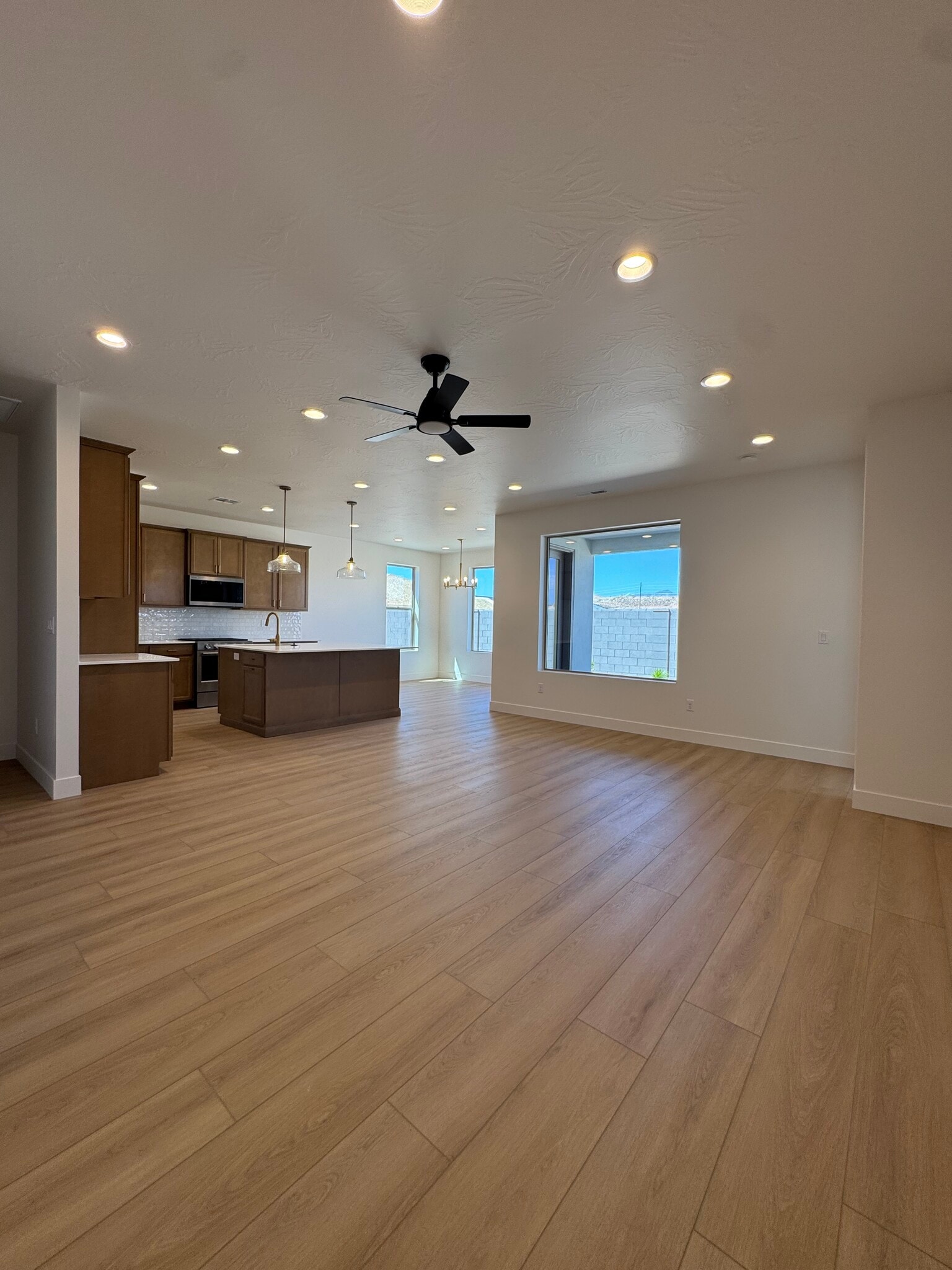 Building Photo - 663 Molveno Trl