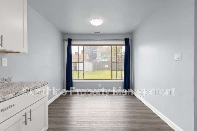 Building Photo - 3599 Marvell Rd