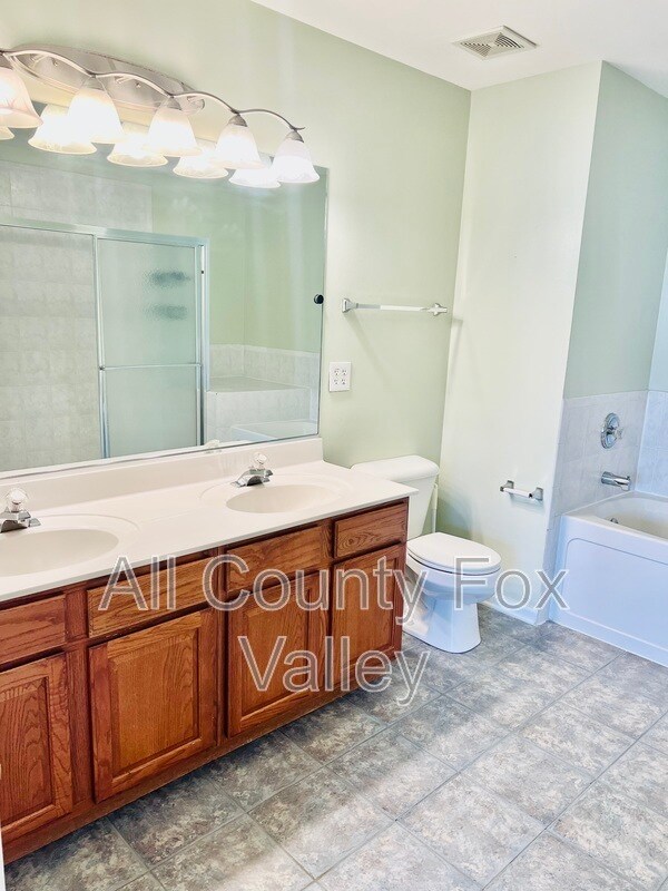 Building Photo - 2340 Stoughton Cir