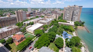 Building Photo - 6171 N Sheridan Rd