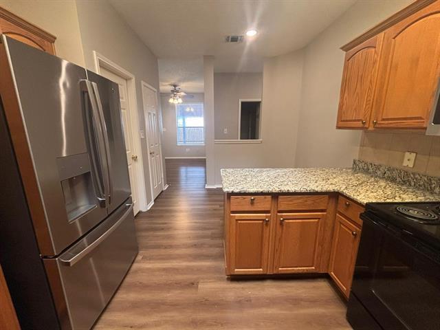 Building Photo - 2208 Wildwood Ln