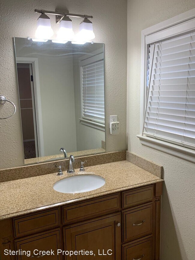 Building Photo - 3 br, 2 bath House - 3514 42nd Street